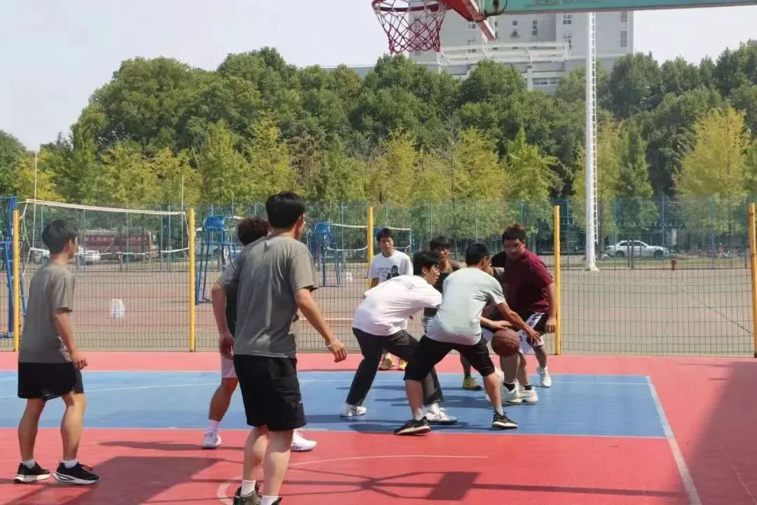 篮球训练心得体会200字左右作文_0